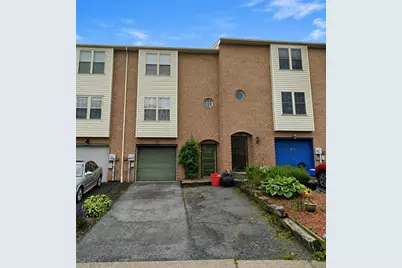 302 Ridgeview Drive, Alburtis Boro, PA 18011 - Photo 1