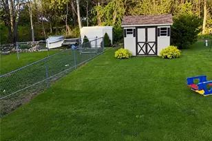 302 Ridgeview Dr, Alburtis Boro, PA 18011 - Photo 3