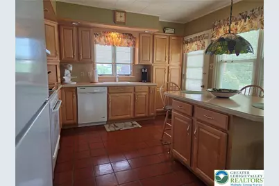 2301 W Walnut Street, Allentown City, PA 18104 - Photo 3