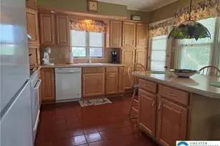 2301 W Walnut St, Allentown City, PA 18104 - Photo 3