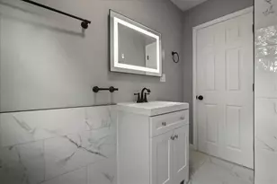 355 Brown St, East Stroudsburg, PA 18301 - Photo 27