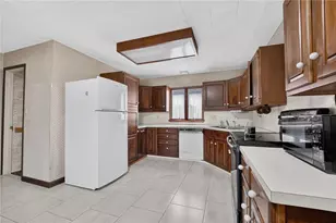 3940 Schneck Rd, North Whitehall Township, PA 18078 - Photo 11