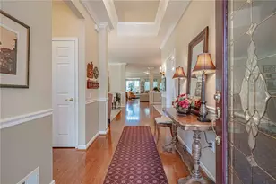 6525 Betsy Ross Cir, Bethlehem City, PA 18017 - Photo 3