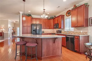 6525 Betsy Ross Cir, Bethlehem City, PA 18017 - Photo 11