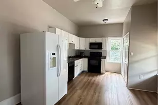450 Market St, Bangor, PA 18013 - Photo 5