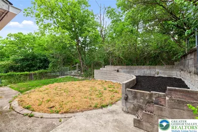 7045 Cemetery Road, Lower Mt Bethel Twp, PA 18013 - Photo 35