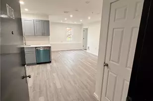 2250 Butler St, Easton, PA 18042 - Photo 3