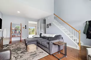 889 Graystone Cir, Allen Township, PA 18067 - Photo 9