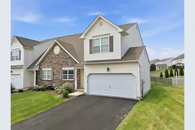 889 Graystone Circle, Allen Township, PA 18067 - Photo 3