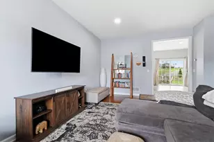 889 Graystone Cir, Allen Township, PA 18067 - Photo 11