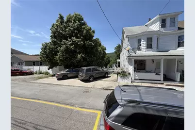 230 Early Avenue, Coaldale Boro, PA 18218 - Photo 9
