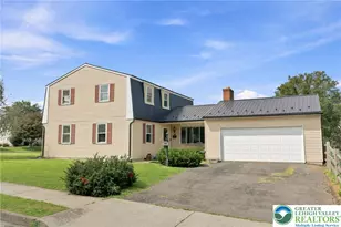 493 Forrest Ave, Bethlehem City, PA 18017 - Photo 1