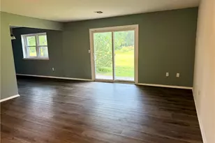 2402 Woodstock Dr, Bethlehem, PA 18017 - Photo 7