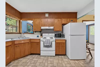720 Lechauwecki Avenue, Fountain Hill Boro, PA 18015 - Photo 21