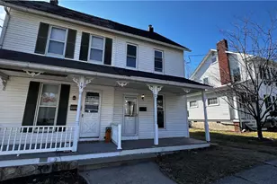 21 Davey Ave, Pen Argyl Boro, PA 18072 - Photo 3