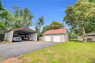 3390 Mountain Rd, Upper Bern Twp, PA 19526 - Photo 5