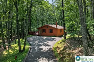 1137 Grand Mesa Dr, Chestnuthill Twp, PA 18353 - Photo 5