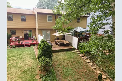 2949 Ithaca Street, Allentown City, PA 18103 - Photo 5