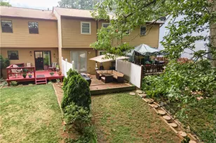 2949 Ithaca St, Allentown City, PA 18103 - Photo 5
