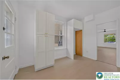 917 Spring Street, Bethlehem City, PA 18018 - Photo 11