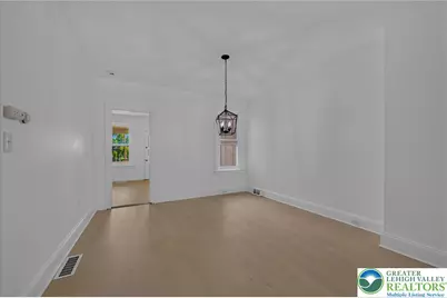 917 Spring Street, Bethlehem City, PA 18018 - Photo 7