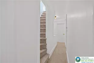 917 Spring St, Bethlehem City, PA 18018 - Photo 13
