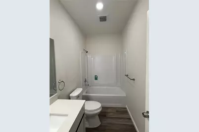 4444 E Texas Road #4, Lower Macungie Township, PA 18103 - Photo 17