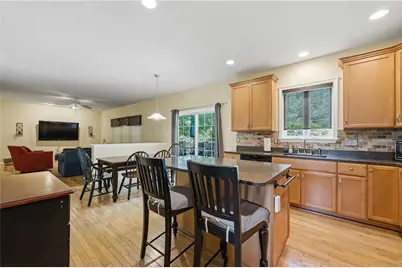 1285 N Main Street, South Whitehall Township, PA 18104 - Photo 9