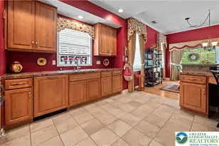5544 Briar Ln, Whitehall Township, PA 18052 - Photo 11