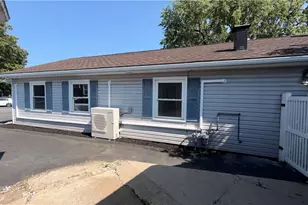 49 Seyfried Ave, Upper Nazareth Twp, PA 18064 - Photo 21