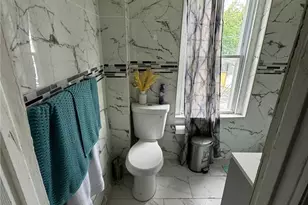 242 N Hall St, Allentown City, PA 18102 - Photo 7