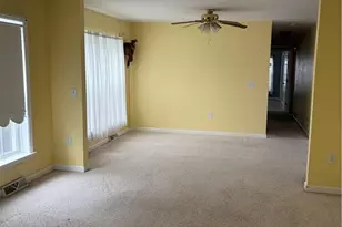 766 Biltmore Ave, Forks, PA 18040 - Photo 11