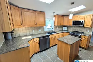 317 S Hokendauqua Dr, Moore Township, PA 18067 - Photo 7