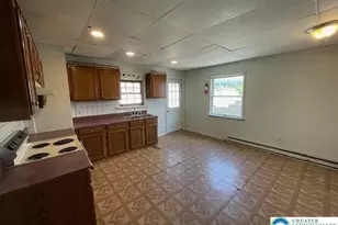 38 Clay St, New Philadelphia Boro, PA 17959 - Photo 5