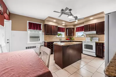 24 Sycamore Street, Hellertown Boro, PA 18055 - Photo 9
