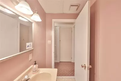 1631 Northampton Street, Wilson, PA 18042 - Photo 15