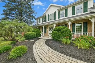 1830 Pear Ct, Upper Macungie Township, PA 18051 - Photo 3