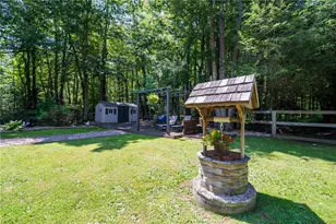 211 Annette Marie Dr, Tunkhannock Twp, PA 18334 - Photo 11