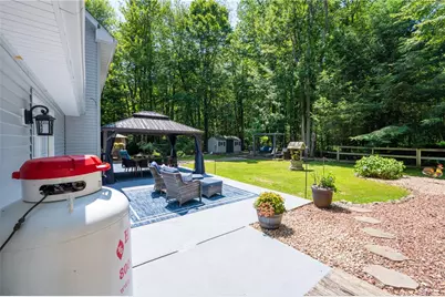 211 Annette Marie Drive, Tunkhannock Twp, PA 18334 - Photo 7