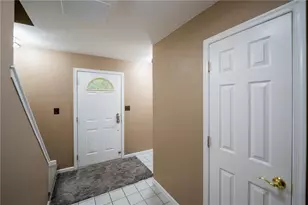 211 Annette Marie Dr, Tunkhannock Twp, PA 18334 - Photo 25