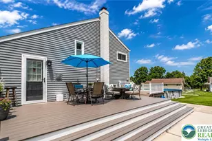 2122 Vista Dr, Bethlehem City, PA 18018 - Photo 3