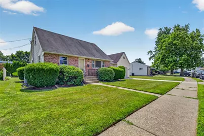 2634 Covington Avenue, Bethlehem City, PA 18017 - Photo 3