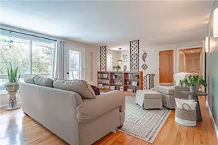 1411 Chippewa Dr, Upper Macungie Township, PA 18104 - Photo 15