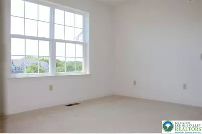 183 Redclover Lane, Upper Macungie Township, PA 18104 - Photo 15