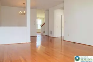 183 Redclover Ln, Upper Macungie Township, PA 18104 - Photo 5