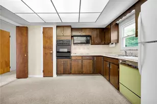 1863 W Union Blvd, Bethlehem City, PA 18018 - Photo 17