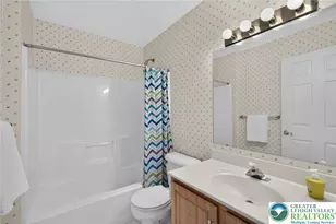 4690 Blue Grass Ln, Lower Macungie Township, PA 18062 - Photo 27