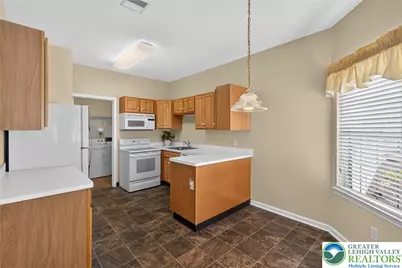 4690 Blue Grass Lane, Lower Macungie Township, PA 18062 - Photo 15