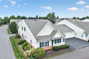 4690 Blue Grass Ln, Lower Macungie Township, PA 18062 - Photo 3