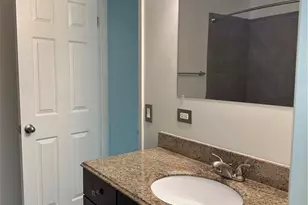 10 Fort Lee Ct, Easton, PA 18040 - Photo 11